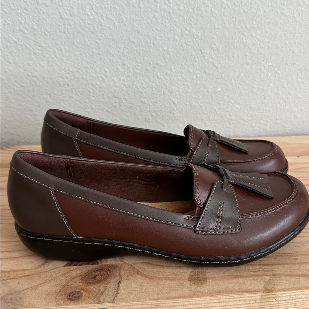 Clarks Womens Ashland Bubble Loafers - Picture 2 of 7